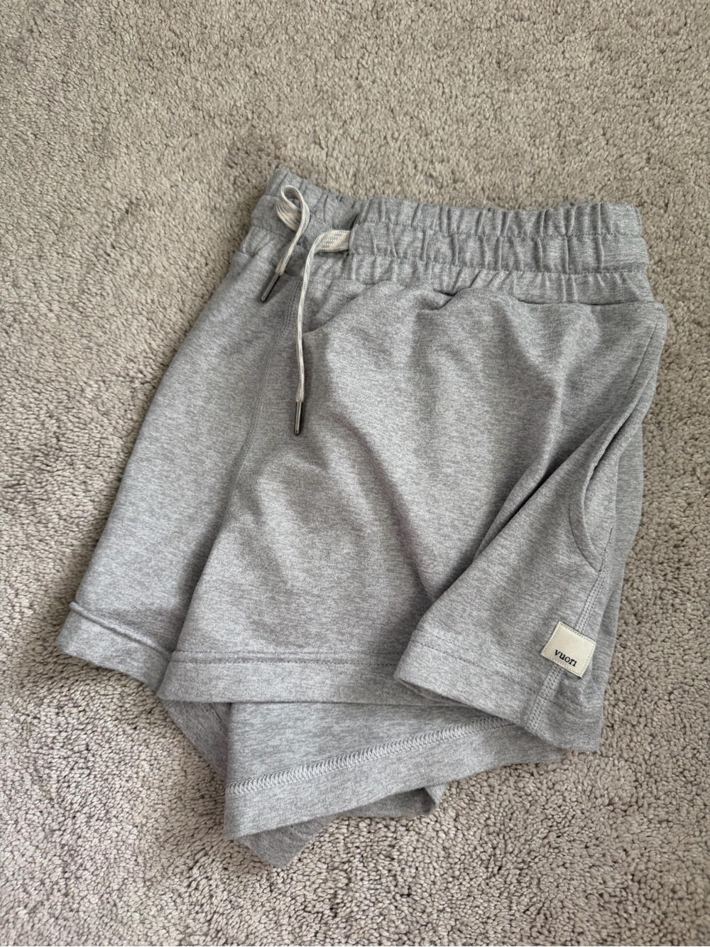 Vuori Women’s Halo Performance Light Gray Pull-On Shorts w